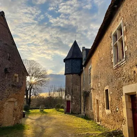 Prázdninový dům Domaine De Fontenay-sur-Vegre