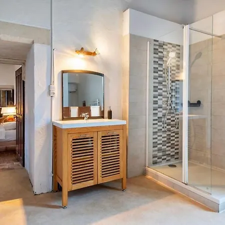 بيت للعطل Domaine De *