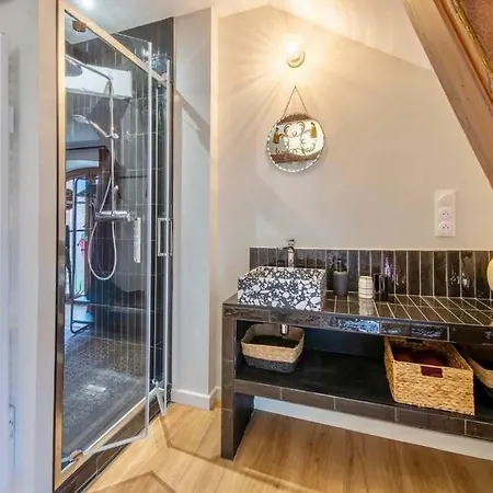 بيت للعطل Domaine De Fontenay-sur-Vegre