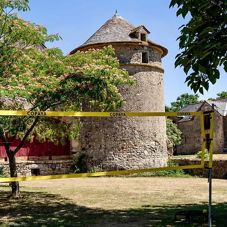 Domaine De *